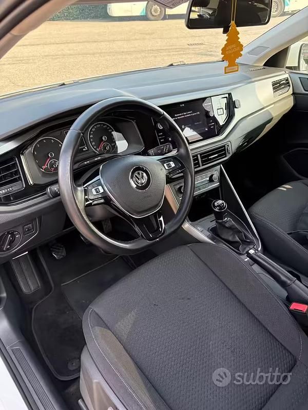 Usata VW Polo 90 CV (66 kW) 2018 Bianco Utilitaria