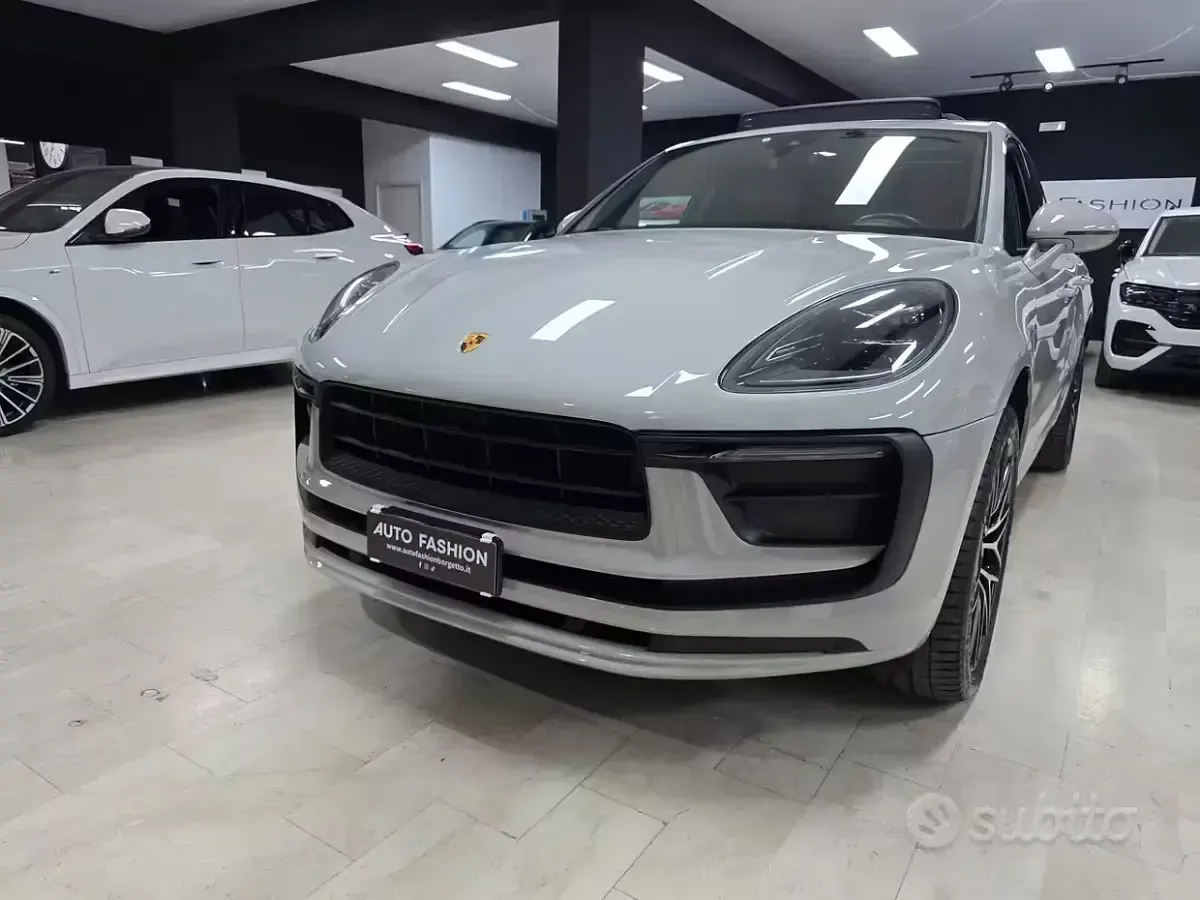 Usata Porsche Macan 265 CV (194 kW) 2023 Gesso SUV