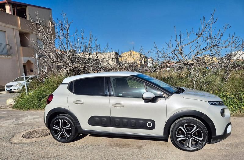 Usata Citroën C3 PureTech 99 CV (72 kW) 2017 Marrone Berlina