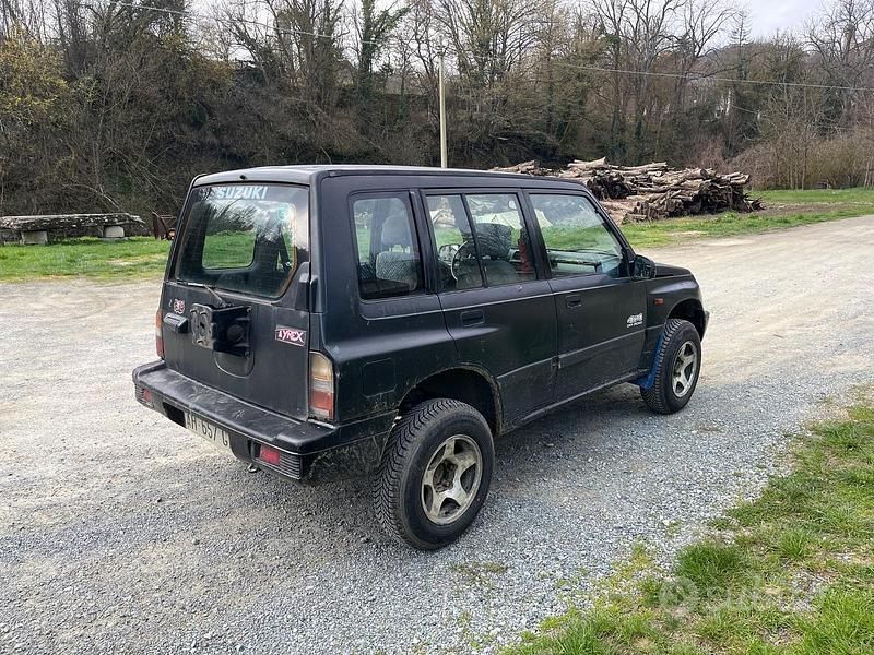 Usata Suzuki Vitara 1995 Nero Furgone