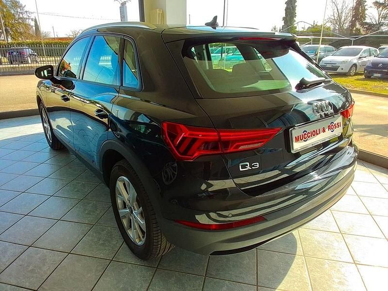 Usata Audi Q3 Business 149 CV (109 kW) 2021 Nero SUV