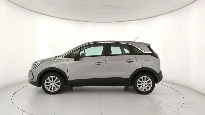 Usata Opel Crossland X Elegance 120 CV (88 kW) 2023 Grigio SUV