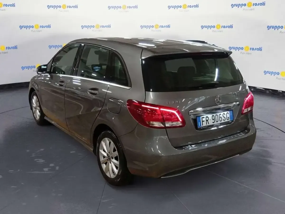 Usata Mercedes B180 Executive 122 CV (89 kW) 2018 Other Utilitaria