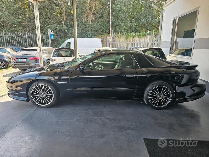 Usata Pontiac Firebird 196 CV (144 kW) 1996 Nero Coupé