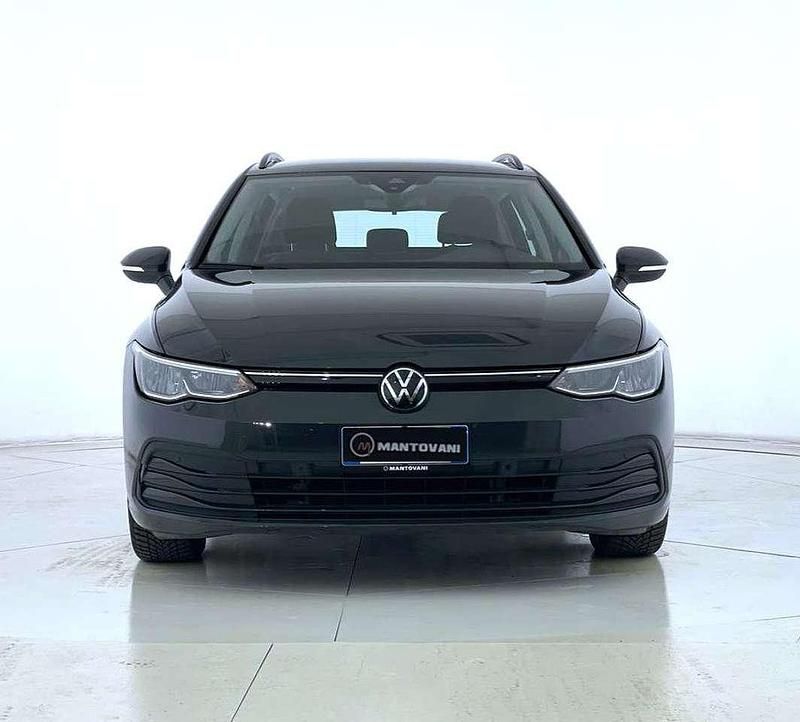 Usata VW Golf VIII Life 116 CV (85 kW) 2023 Nero Station wagon