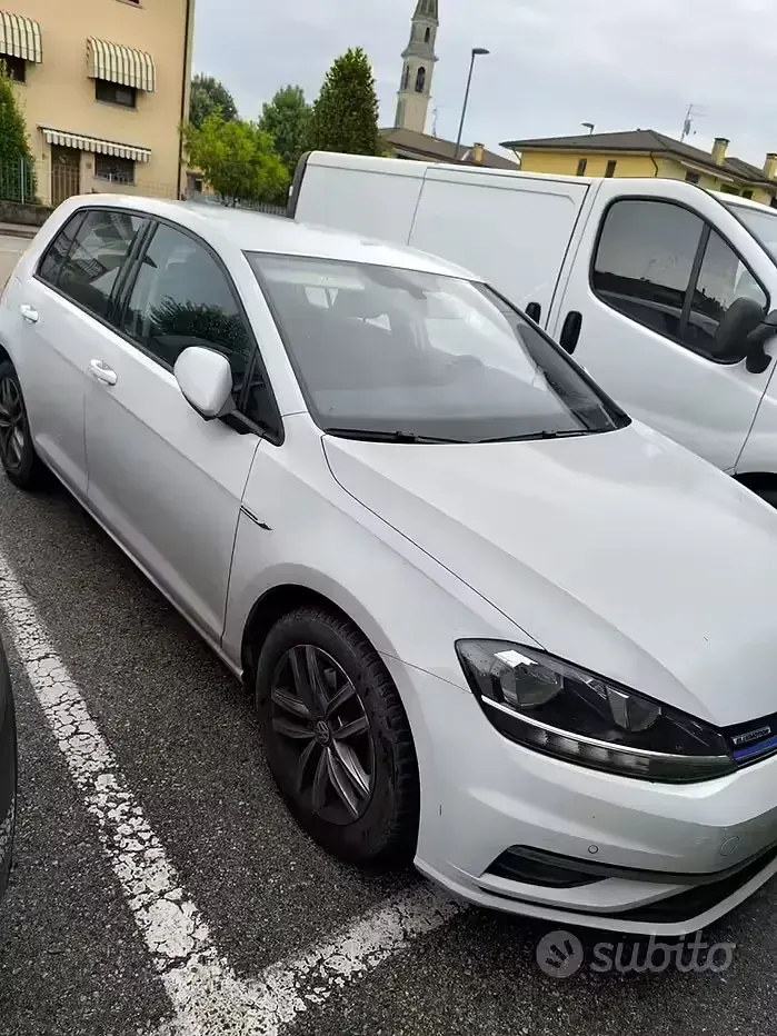 Brugt VW Golf VIII Executive 130 HK (95 kW) 2020 Hvid Sedan