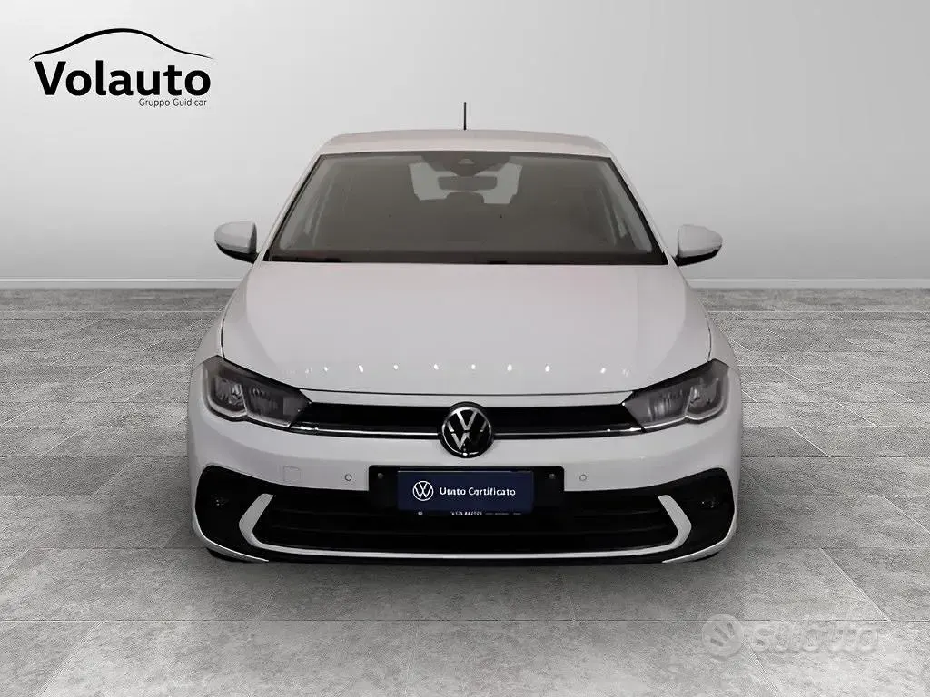Usata VW Polo Life 80 CV (58 kW) 2023 Bianco Utilitaria
