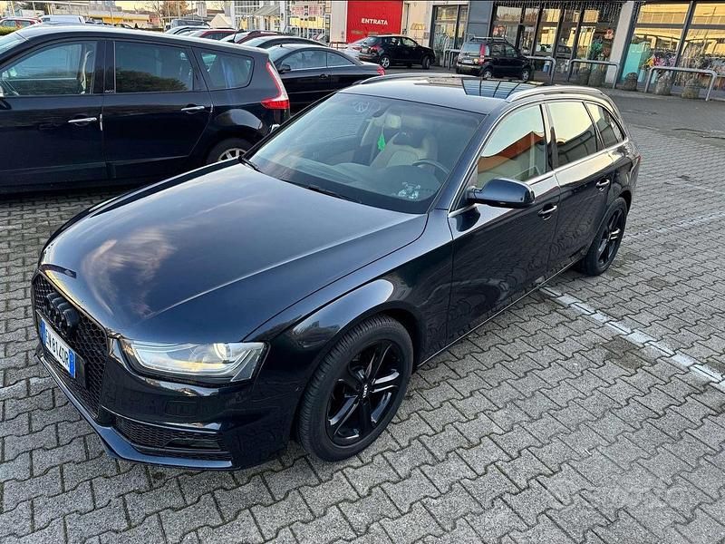 Usata Audi A4 170 CV (125 kW) 2012 Nero Station wagon