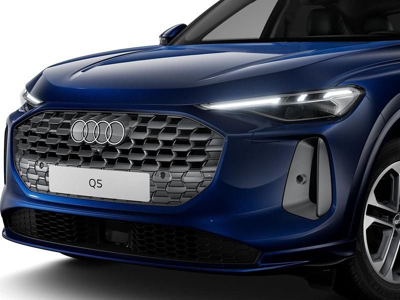 Nuova Audi Q5 Sportback Advanced 204 CV (150 kW) 2026 Blu navarra metallizzato SUV