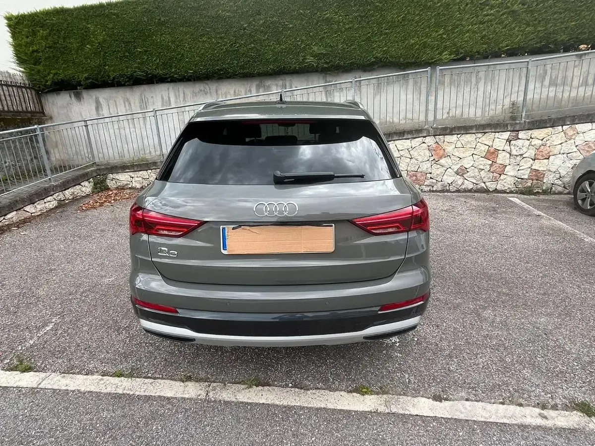Usata Audi Q3 Advanced 150 CV (110 kW) 2022 Grigio SUV