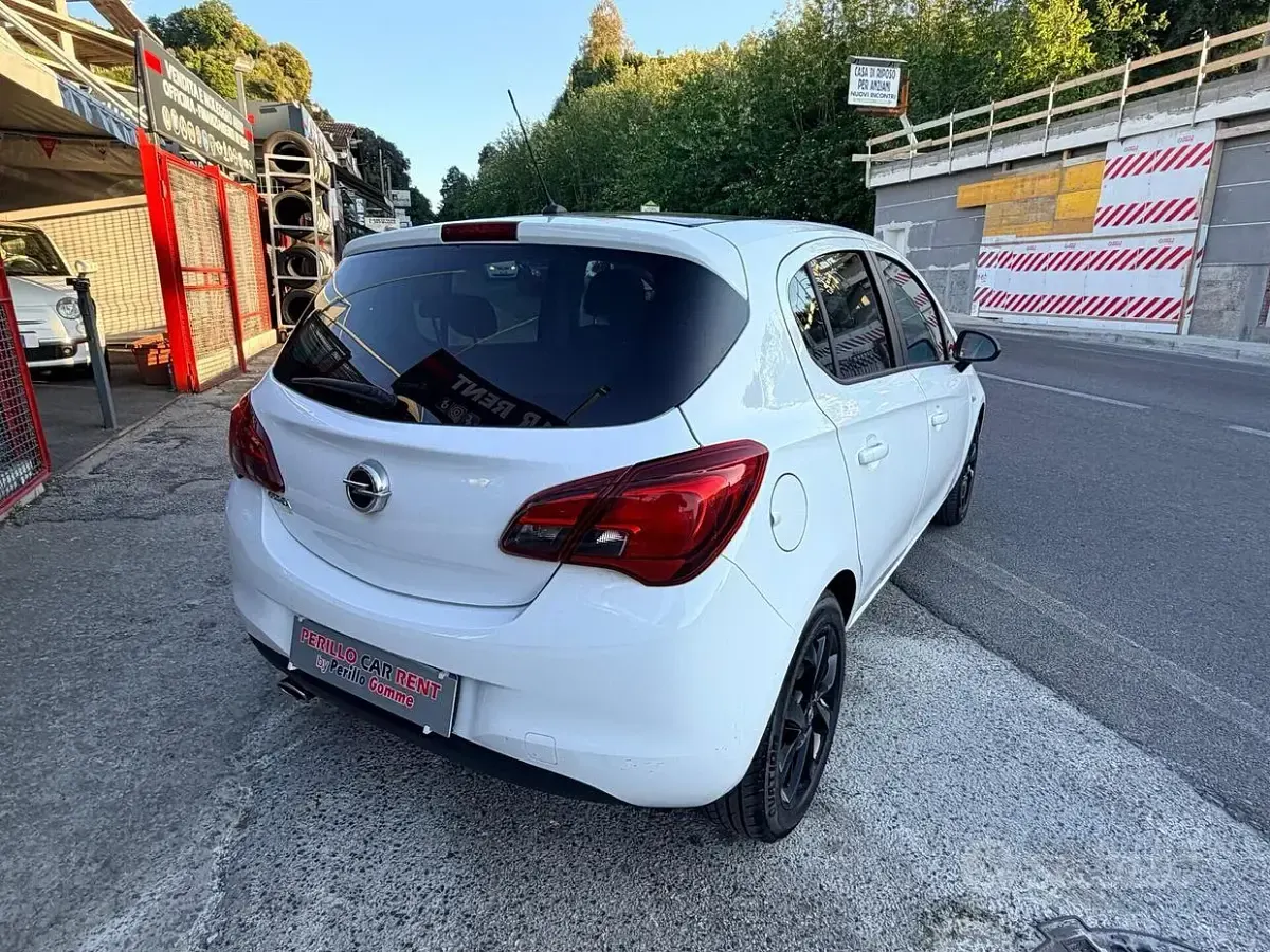 Usado Opel Corsa 69 HP (50 kW) 2016 Branco Citadino