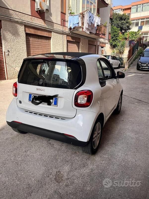 Usata Smart ForTwo Electric Drive 52 kW (71 CV) 2021 Bianco Coupé