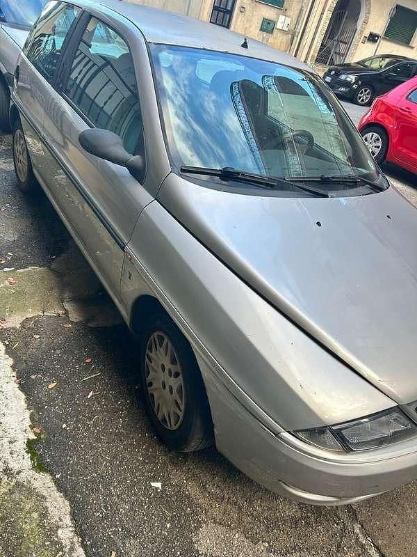 Usata Lancia Ypsilon 60 CV (44 kW) 1996 Utilitaria