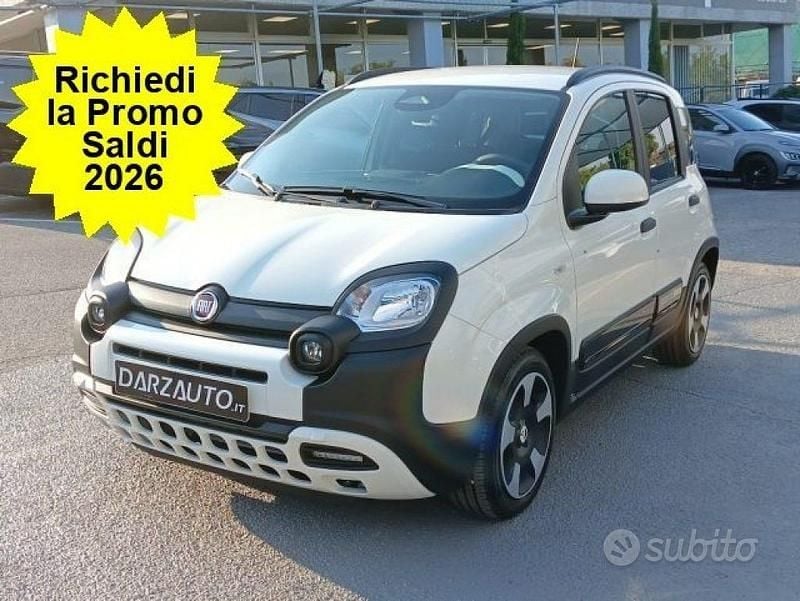 Nuova Fiat Panda Cross Cross 69 CV (50 kW) 2025 Bianco pastello Utilitaria