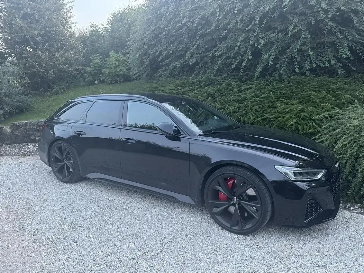 Usata Audi RS6 600 CV (441 kW) 2023 Nero Station wagon