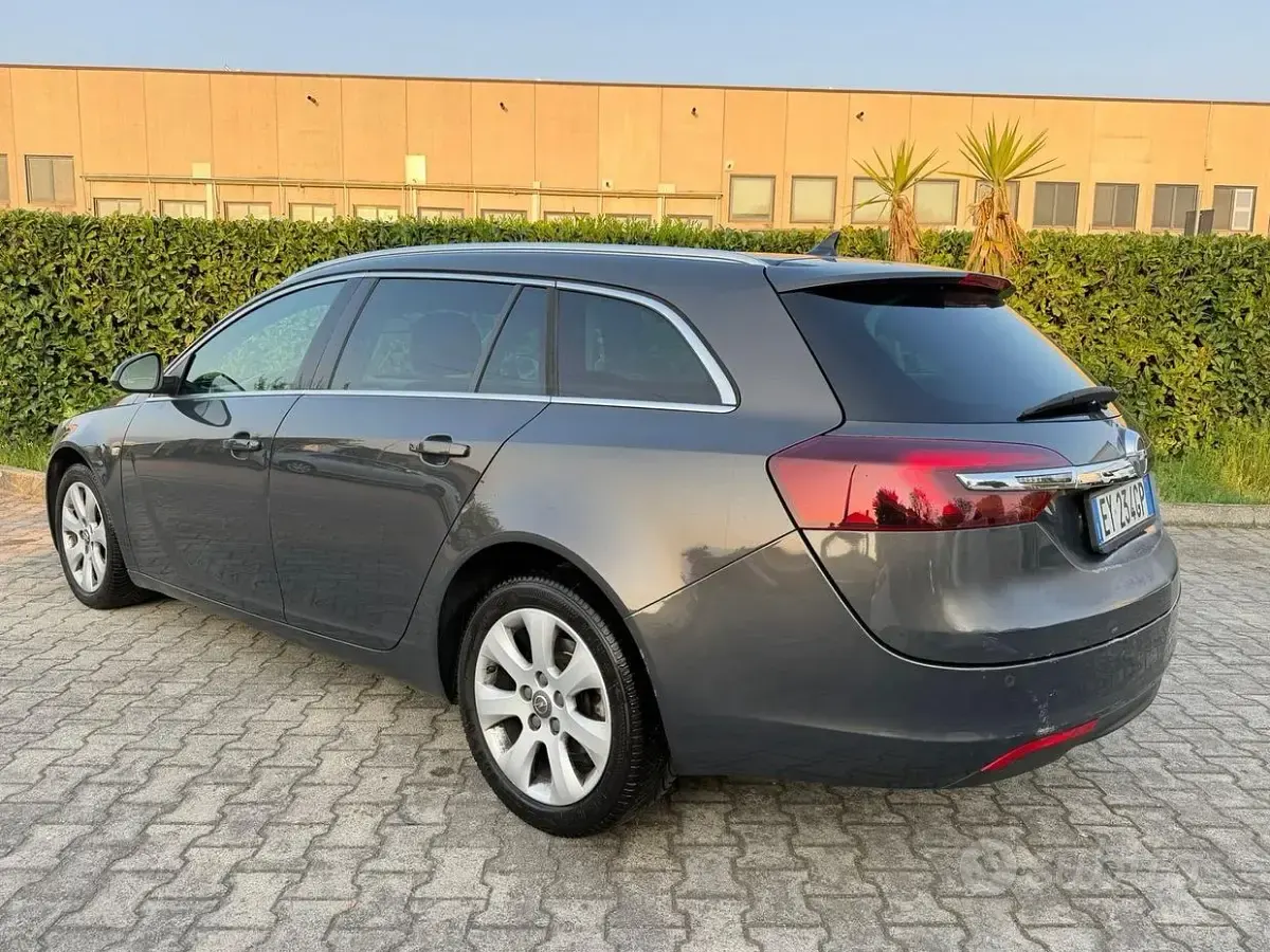 Usata Opel Insignia Cosmo 131 CV (2015) in Bassano del Grappa - 2400 € |  AutoUncle