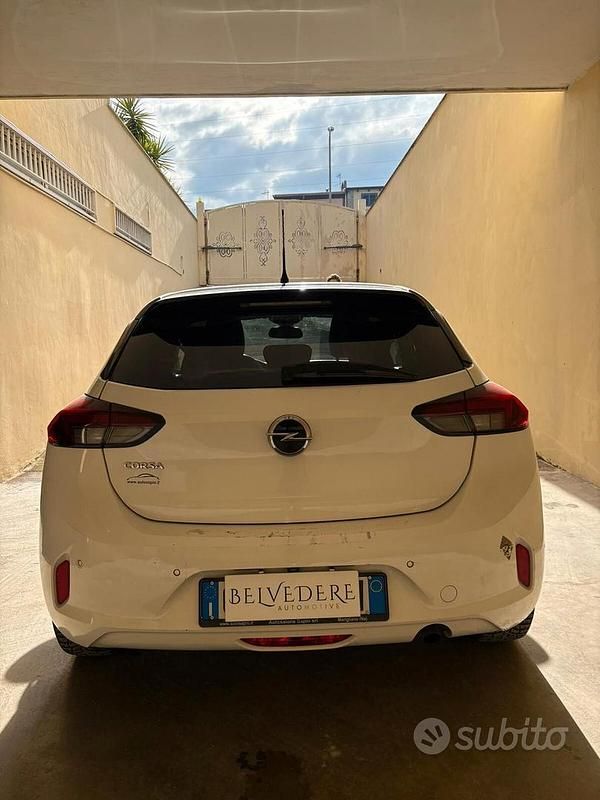 Usata Opel Corsa 130 CV (95 kW) 2022 Bianco Utilitaria