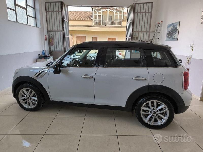 Usata Mini Cooper D Countryman 2011 Bianco SUV