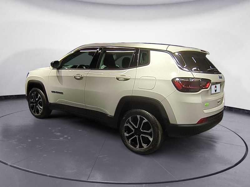 Usata Jeep Compass Altitude 131 CV (96 kW) 2024 Bianco SUV