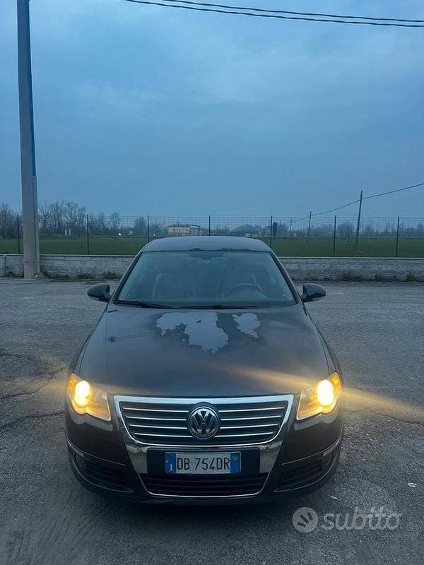 Usata VW Passat 140 CV (102 kW) 2006 Nero Berlina