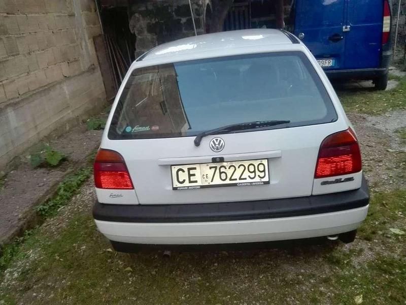 Usata VW Golf III 54 CV (39 kW) 1994 Berlina
