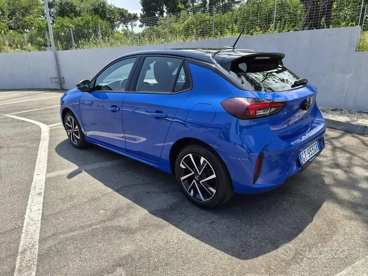 Usata Opel Corsa GS Line 75 CV (55 kW) 2025 Bluazzurro Utilitaria
