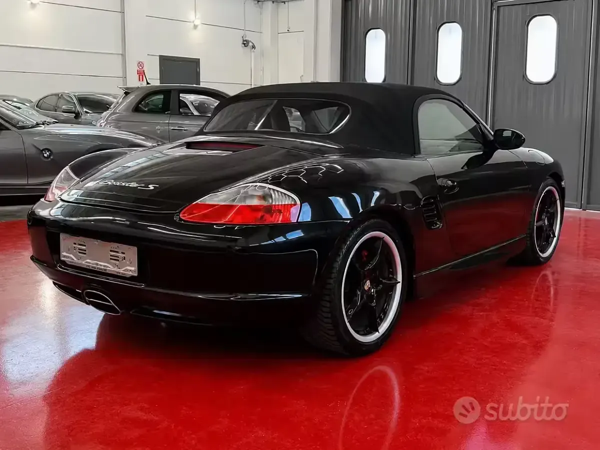 Usata Porsche Boxster 260 CV (191 kW) 2003 Nero Cabrio