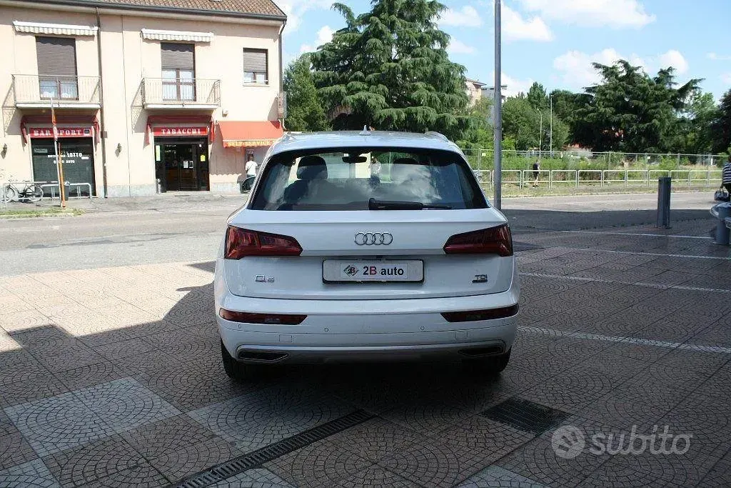 Usata Audi Q5 Business 190 CV (139 kW) 2018 Bianco SUV