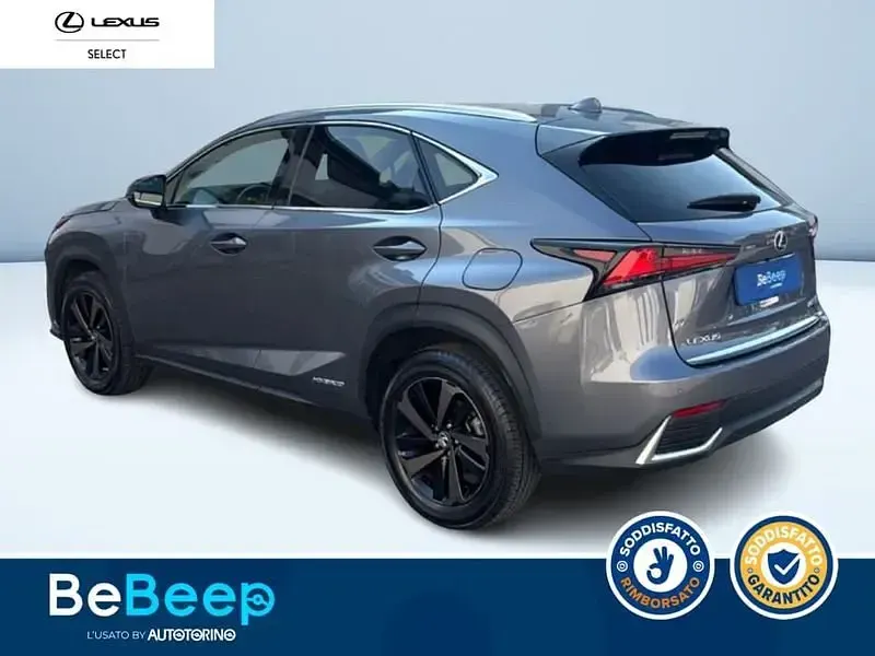 Usata Lexus NX300h 197 CV (144 kW) 2021 Grigio scuro metallizzato SUV
