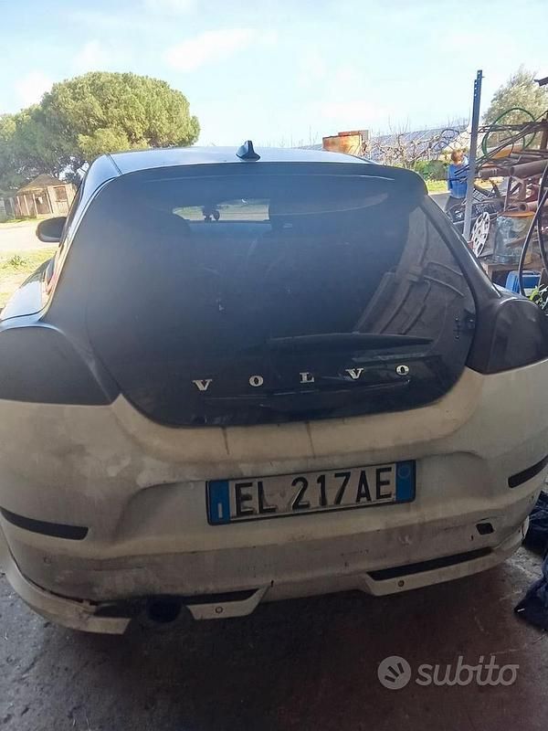 Usata Volvo C30 R-Design 2012 Bianco Utilitaria