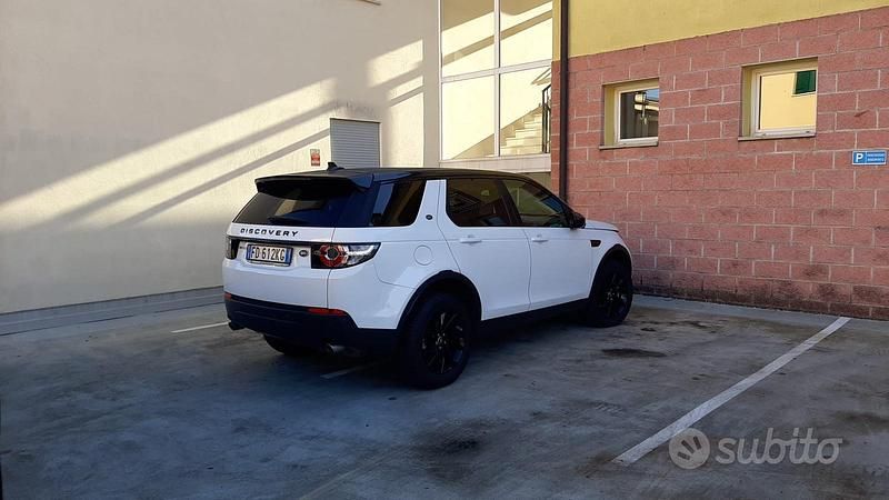 Usata Land Rover Discovery Sport HSE Luxury 150 CV (110 kW) 2016 Bianco SUV