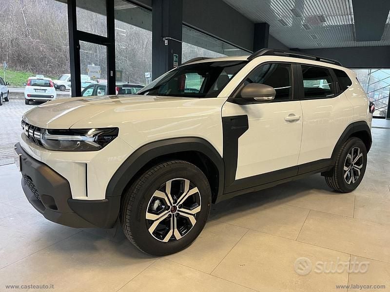 Bianco Nuova 2025 Dacia Duster Expression SUV | 22.900 € - Immagine 1/4