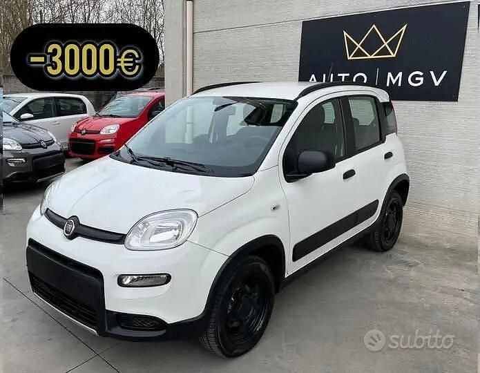 Usata Fiat Panda Cross Cross 86 CV (63 kW) 2022 Bianco Utilitaria