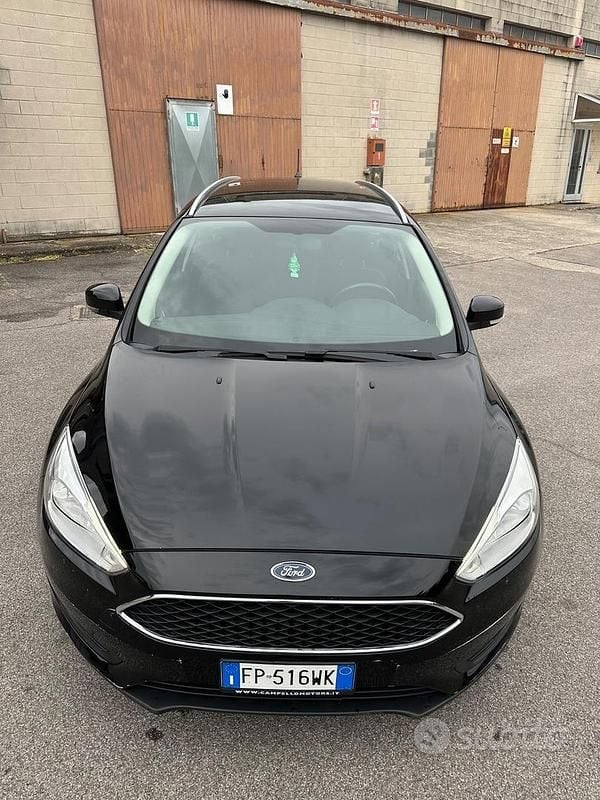 Usata Ford Focus Titanium 120 CV (88 kW) 2018 Nero Station wagon