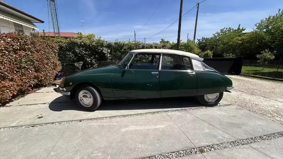 Usata Citroën DS 1970 Verde