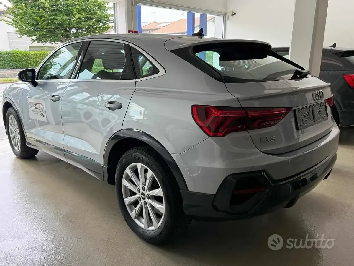 Usata Audi Q3 150 CV (110 kW) 2023 Grigio SUV