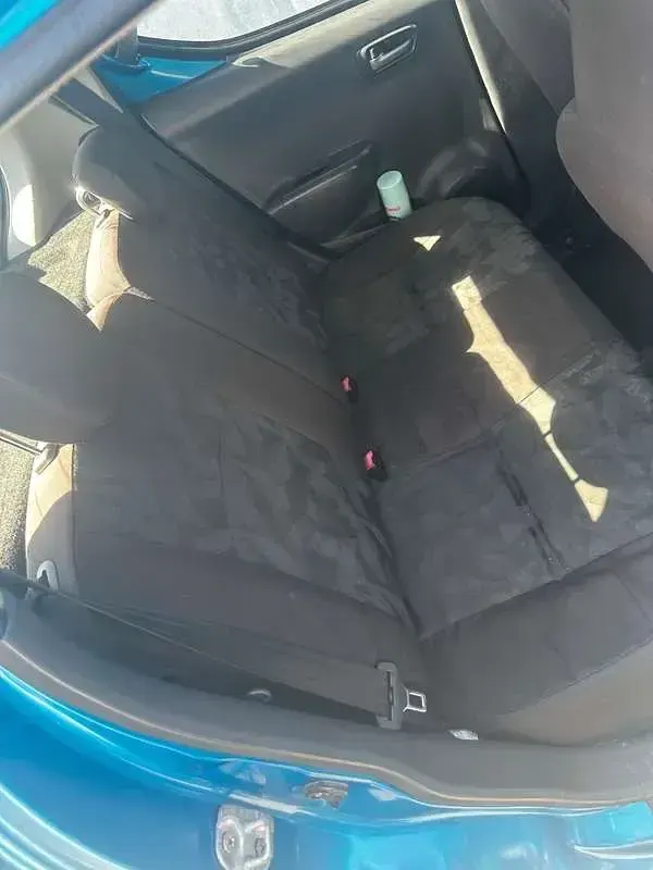 Usata Suzuki Alto 68 CV (50 kW) 2011 Blu/azzurro Utilitaria