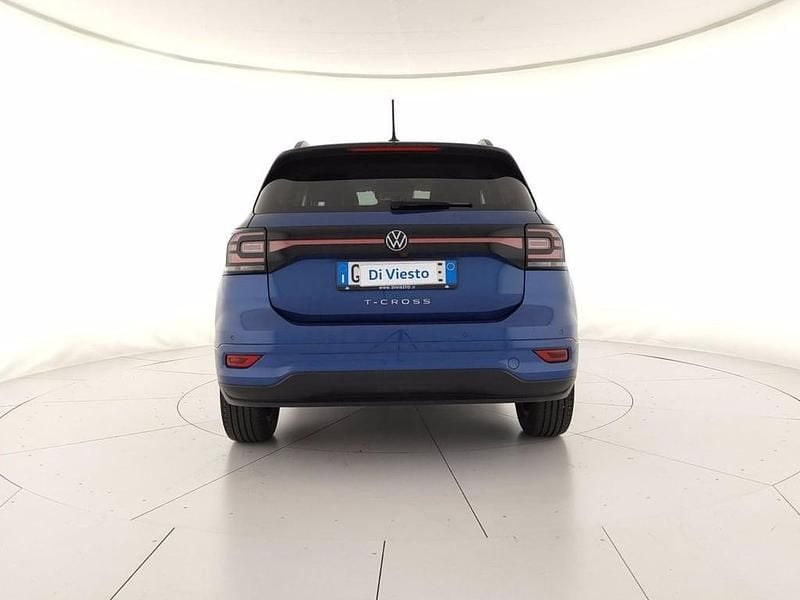 Usata VW T-Cross Sportline 110 CV (80 kW) 2023 Reef blue metallizzato SUV