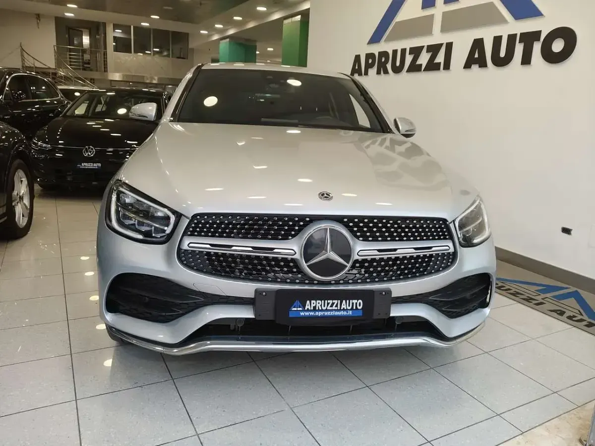Gebraucht Mercedes GLC300 Premium Plus 245 PS (180 kW) 2019 Silber Coupé