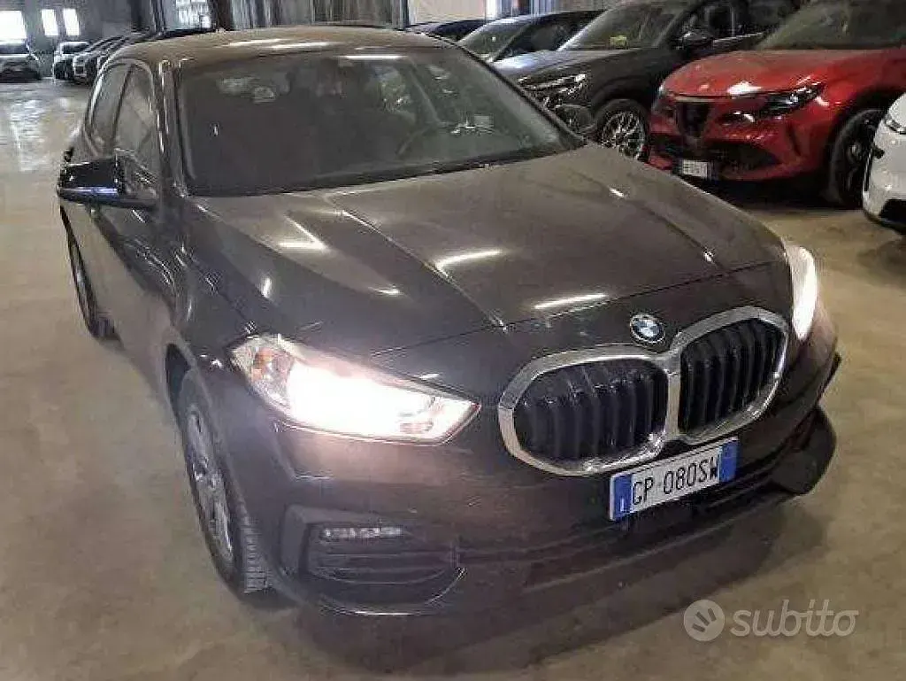 Usata BMW 116 Advantage 116 CV (85 kW) 2023 Nero sapphire Utilitaria