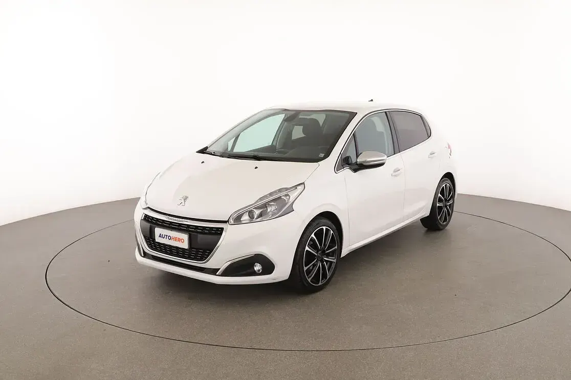 Usata Peugeot 208 Allure 110 CV (80 kW) 2019 Utilitaria