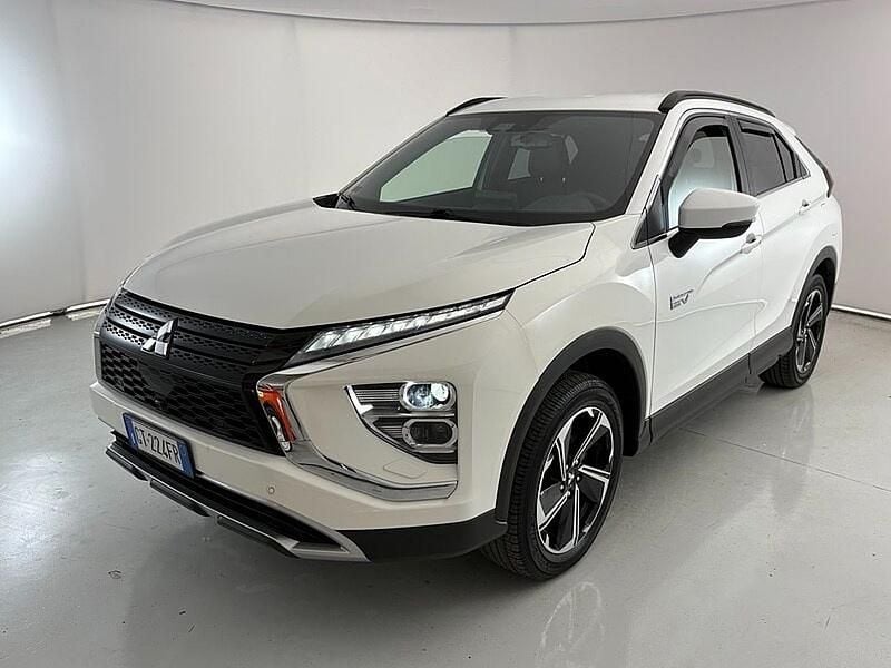 Bianco Usata 2024 Mitsubishi Eclipse Cross Intense SUV | 22.900 € (Ottimo prezzo) - Immagine 1/4