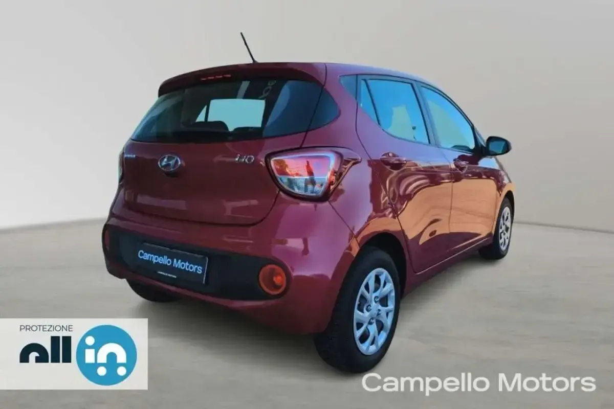 Usata Hyundai i10 67 CV (49 kW) 2018 Rosso Utilitaria