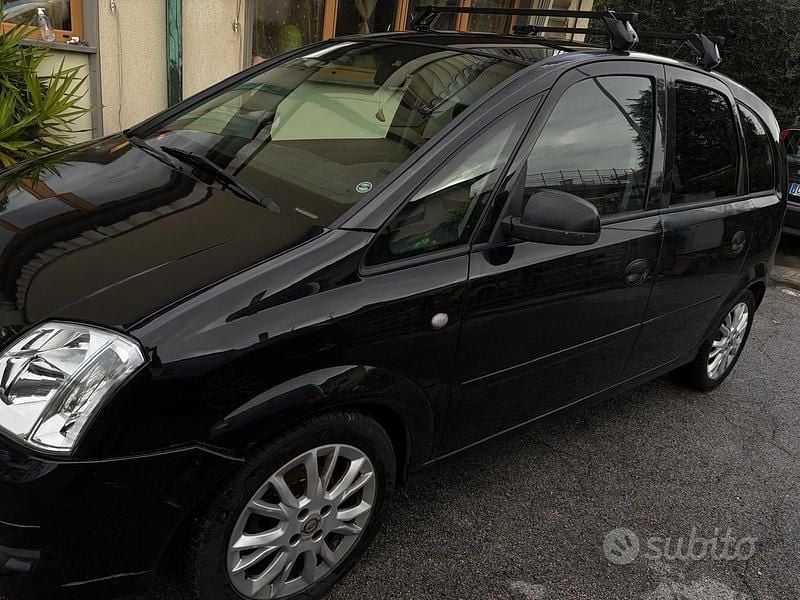 Usata Opel Meriva Club 90 CV (66 kW) 2009 Monovolume
