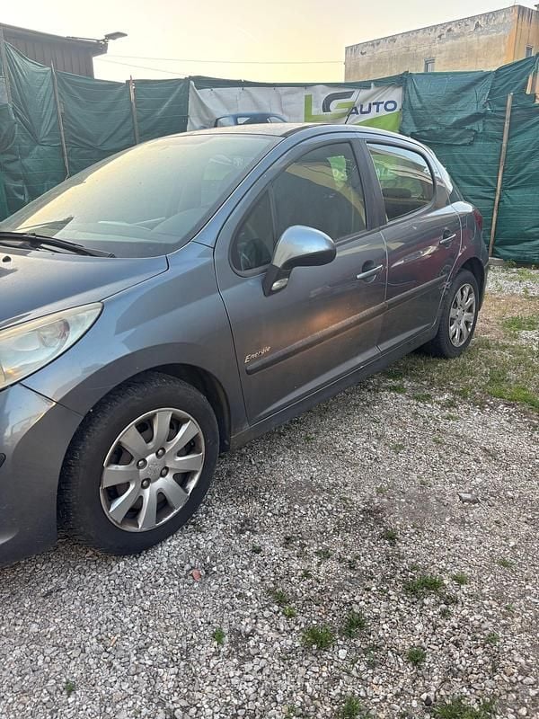 Usata Peugeot 207 68 CV (50 kW) 2008 Berlina