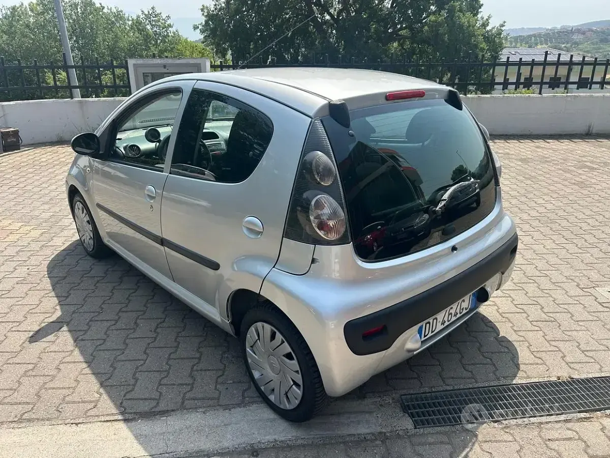 Usata Citroën C1 54 CV (39 kW) 2006 Grigio Utilitaria