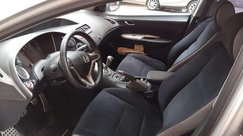 Usata Honda Civic 140 CV (102 kW) 2007 Argento