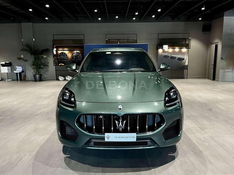 Nuova Maserati Grecale 250 CV (183 kW) 2025 Verde royale SUV