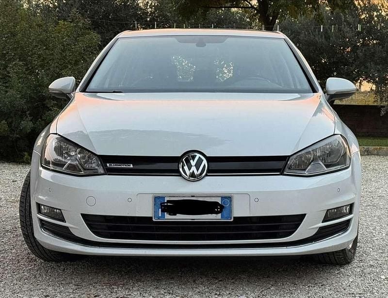 Usata VW Golf VII Highline 110 CV (80 kW) 2016 Berlina