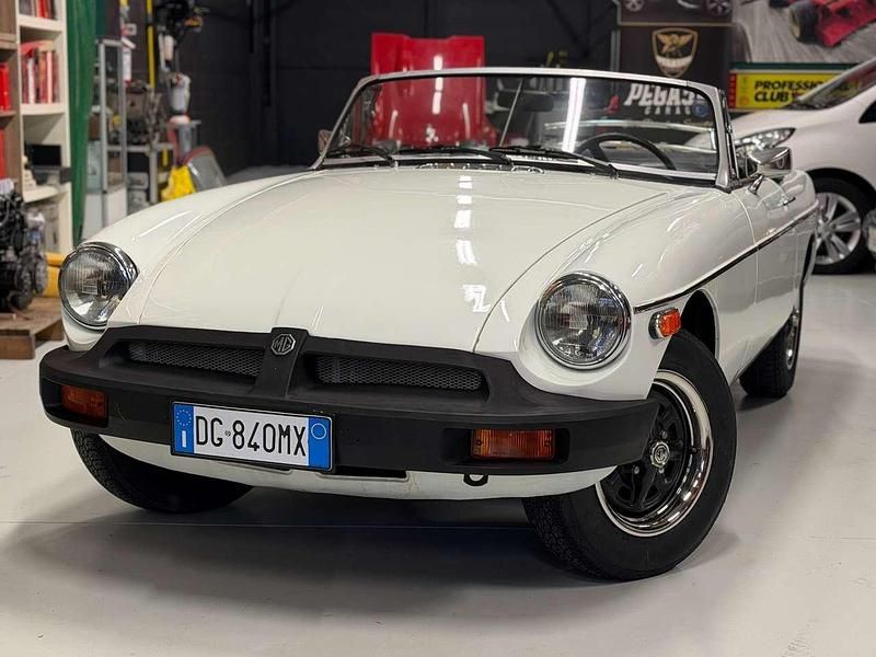 Bianco Usata 1977 MG B Cabrio | 13.500 € - Immagine 1/4